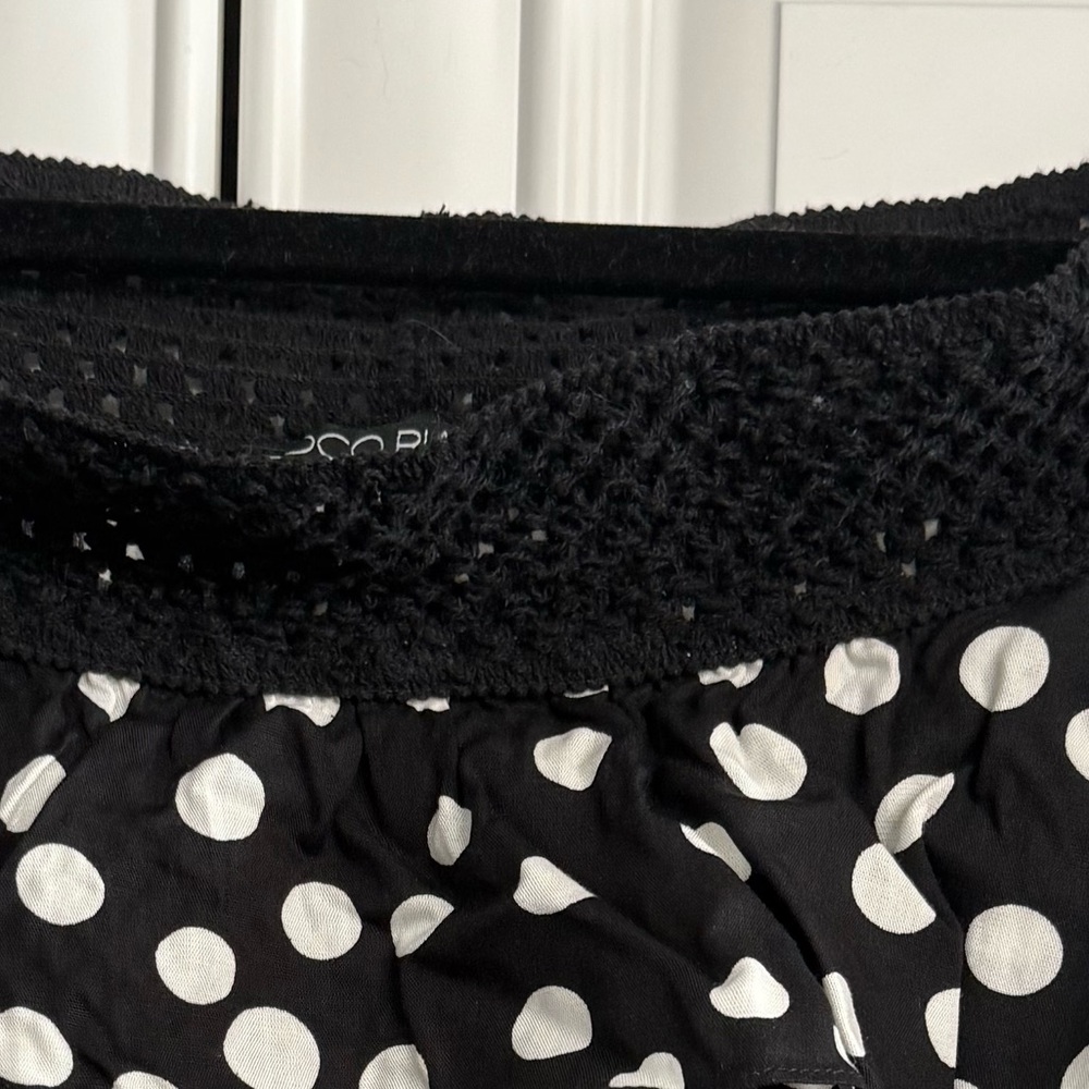 Coco Bianco Large Black/White Polka Dot Off the Shoulder Double Ruffle Dress - Picture 7 of 12